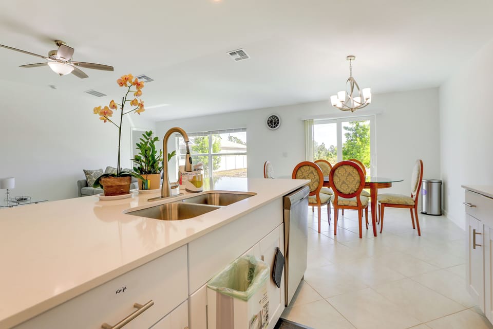 House (4 Bedrooms) | Interior