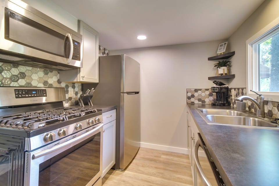 House (2 Bedrooms) | Interior