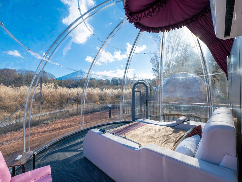 Village Dorm,1 King Size Bed | Blackout drapes, free WiFi, bed sheets
