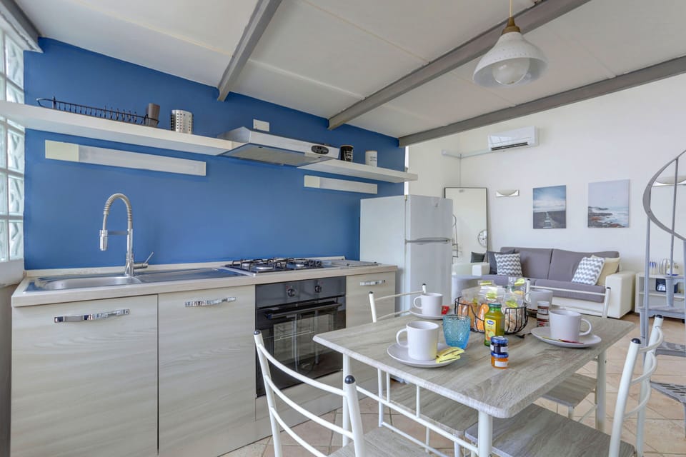 Exclusive Loft | Private kitchen | Fridge, microwave, stovetop, cookware/dishes/utensils