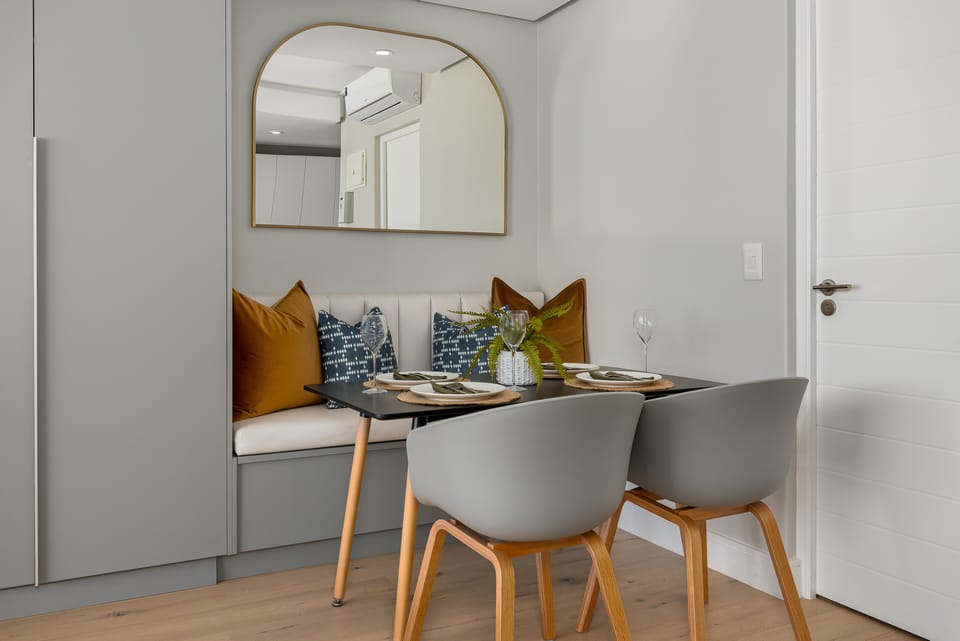 Grand Studio | In-room dining