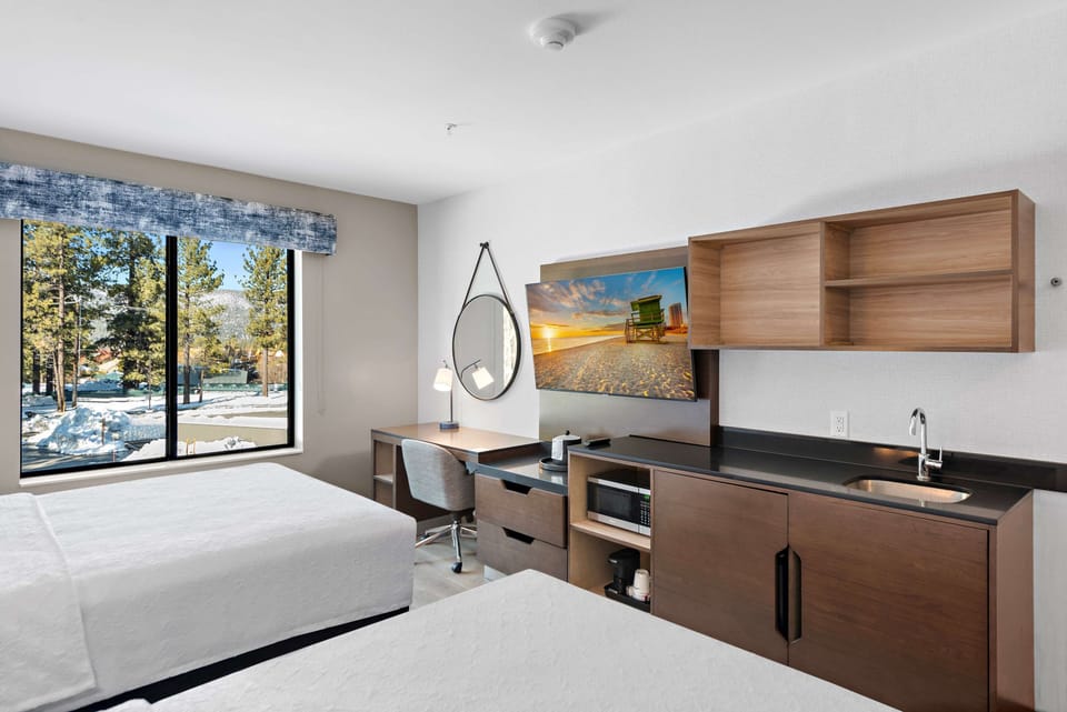 Desk, blackout drapes, iron/ironing board, free WiFi