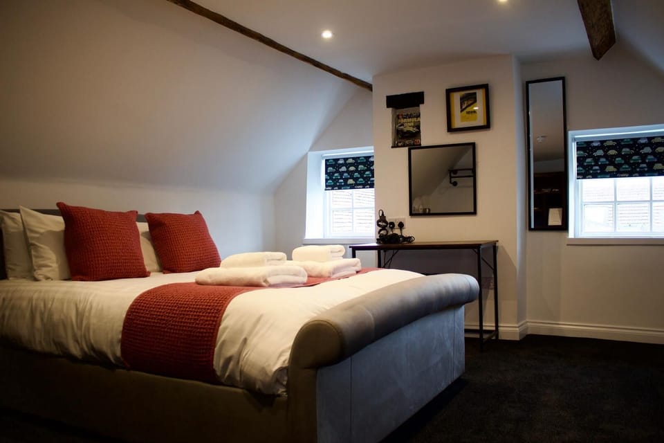 Deluxe Quadruple Room | Premium bedding, memory foam beds, individually decorated