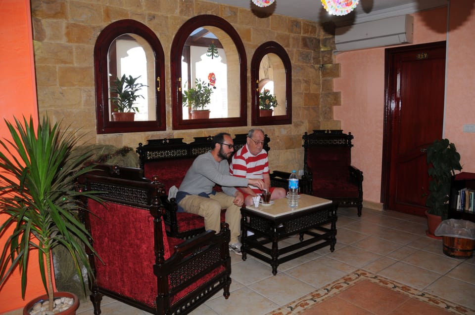 Lobby lounge