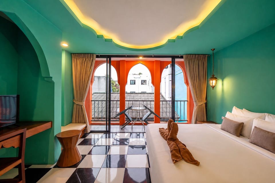 Deluxe Double Room | Minibar, in-room safe, desk, soundproofing