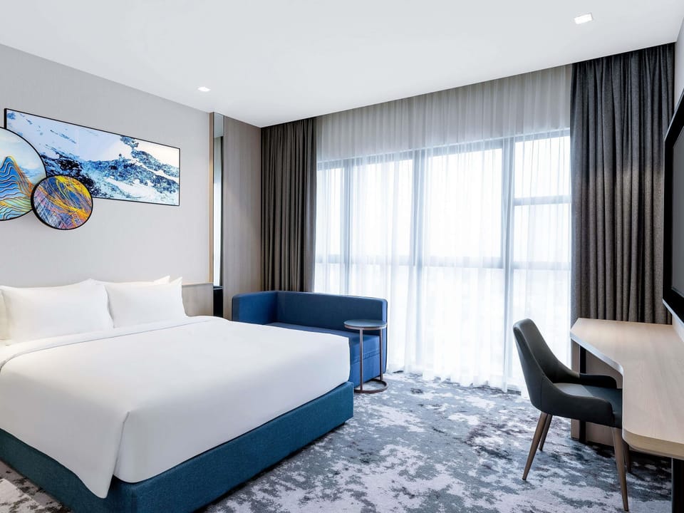 Suite, ideal for family - 1 double bed and 2 single beds | In-room safe, soundproofing, free WiFi, bed sheets