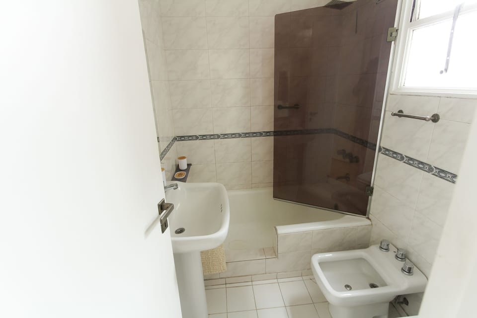 City Apartment | Bathroom