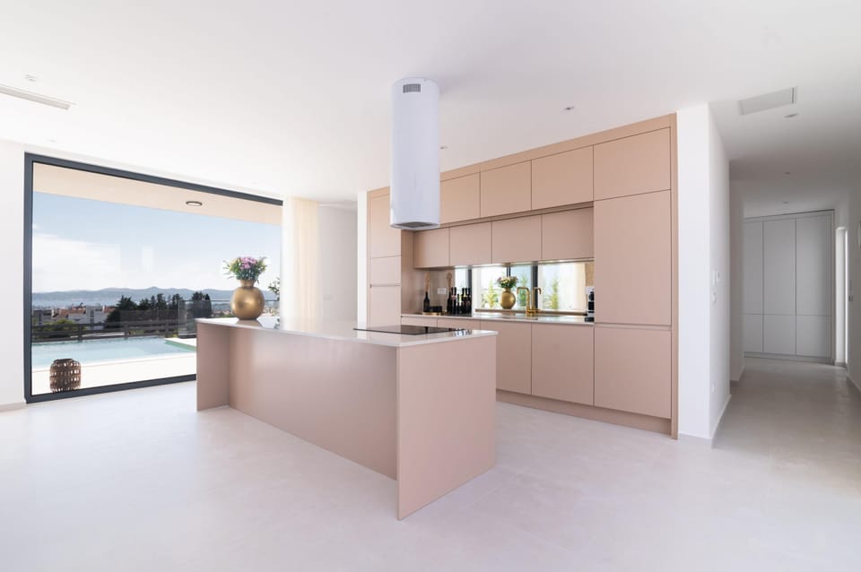 House | 4 bedrooms, soundproofing