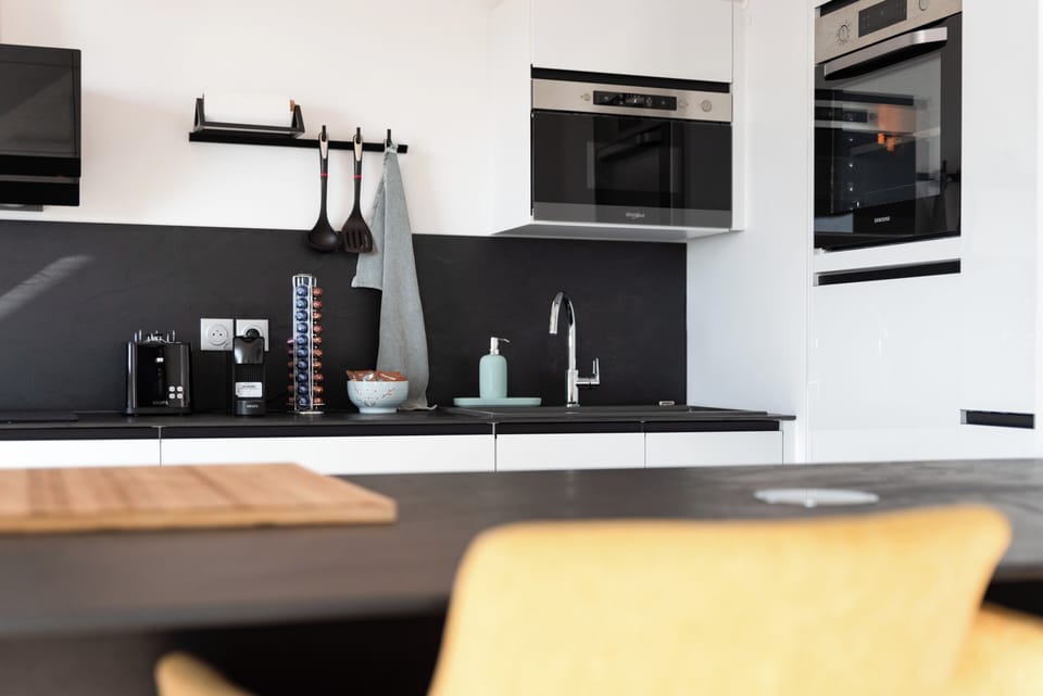 Panoramic Penthouse | Coffee and/or coffee maker