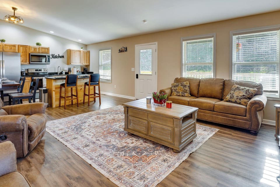 House (2 Bedrooms) | Interior