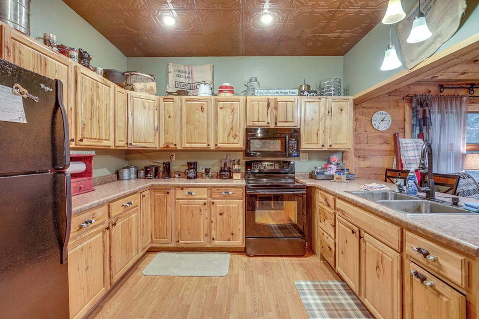 House (2 Bedrooms) | Interior