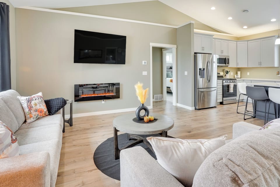 House (3 Bedrooms) | Front of property