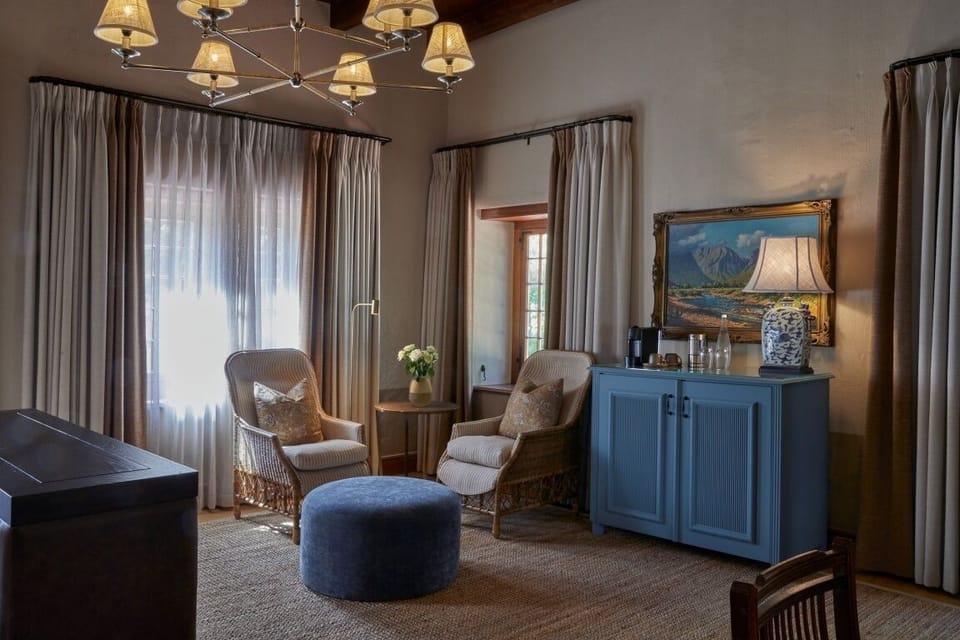 Manor House Deluxe Room | Individually decorated, individually furnished, free WiFi, bed sheets