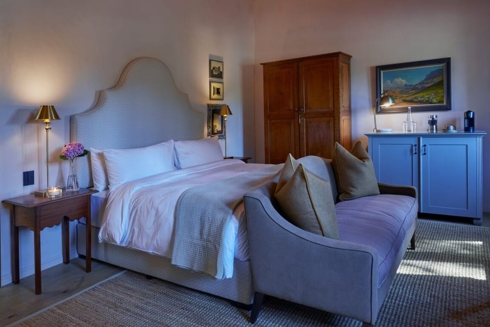 Manor House Standard Room | Individually decorated, individually furnished, free WiFi, bed sheets
