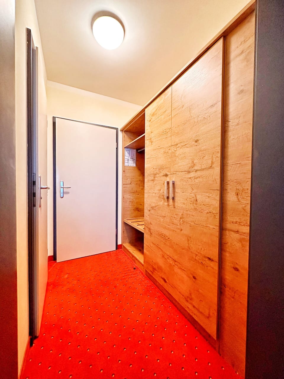 Double Room | In-room safe, blackout drapes, iron/ironing board, free WiFi