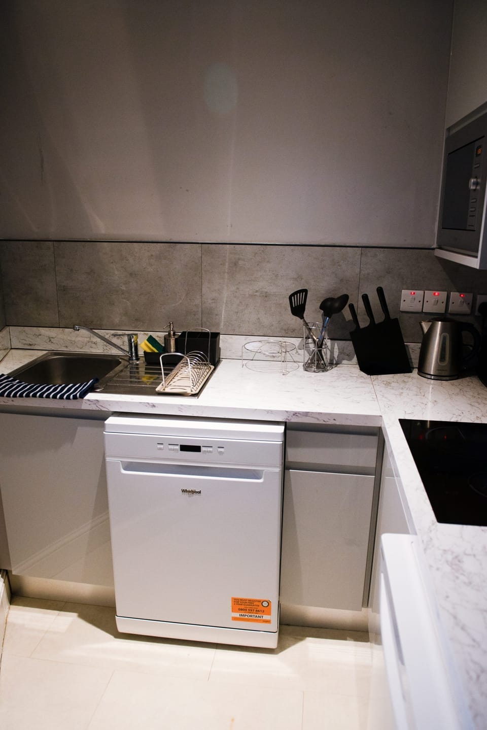 Studio, 1 Double Bed with Sofa bed | Private kitchen | Fridge, microwave, dishwasher, electric kettle