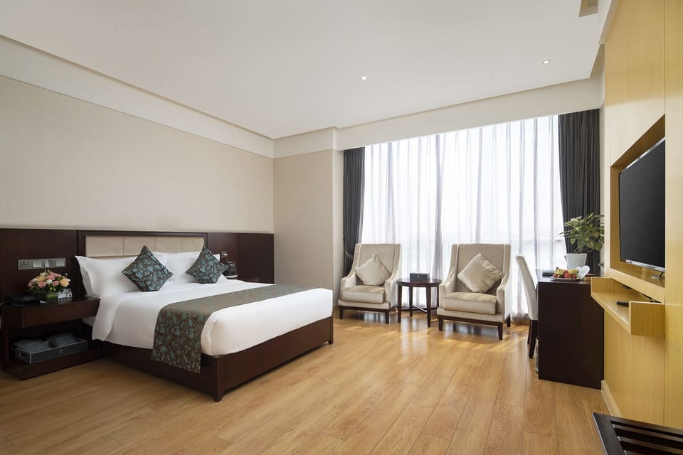 Comfort Room | Blackout drapes, soundproofing, iron/ironing board (on request)