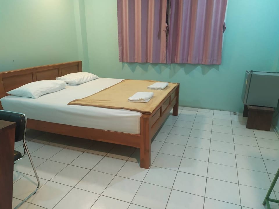 Basic Room | Free WiFi