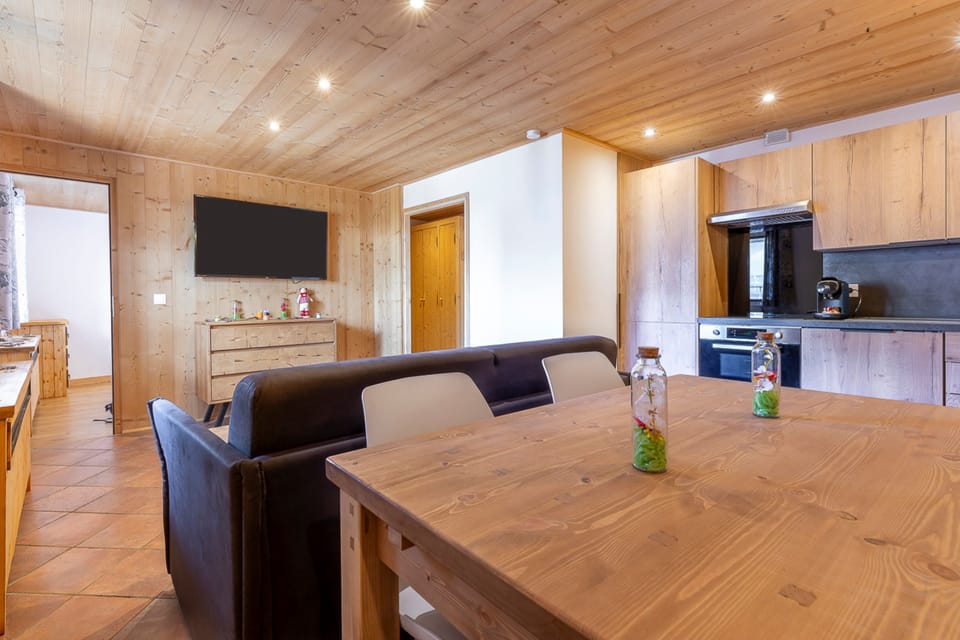 Apartment, Ensuite (au cœur de Megève ) | Dining room