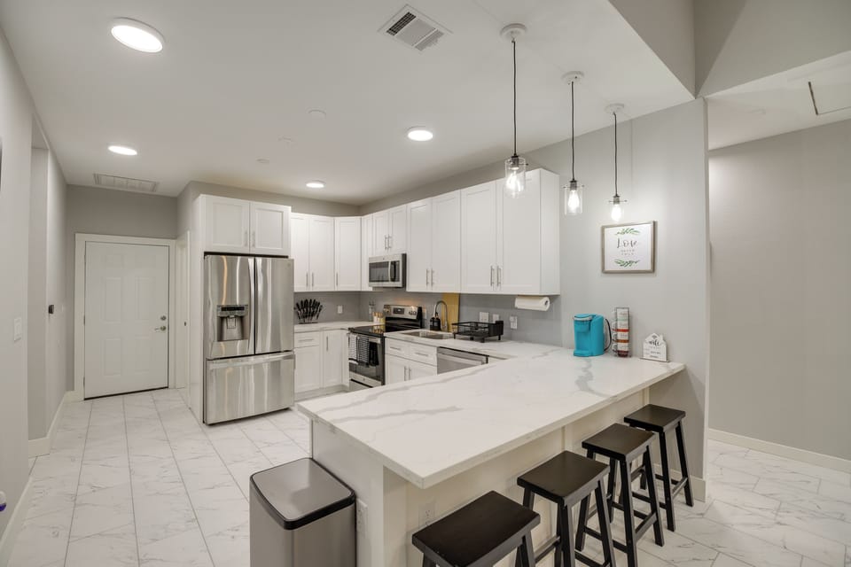House (3 Bedrooms) | Interior