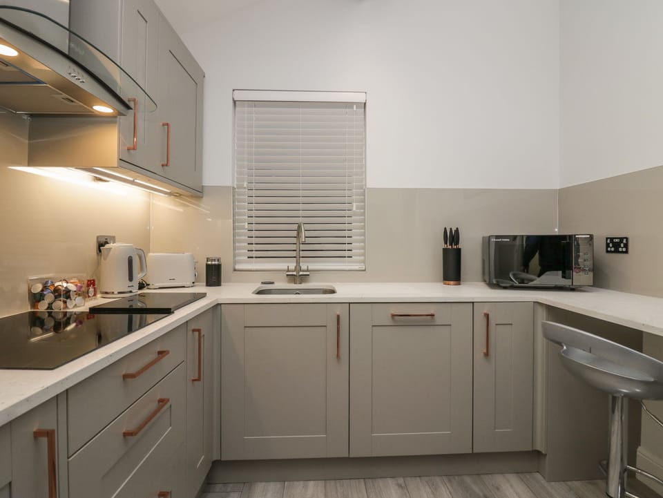 Fridge, dishwasher, electric kettle, toaster
