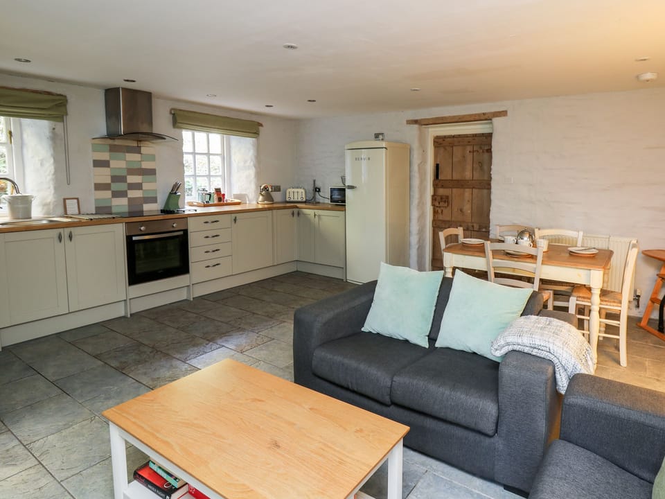 Fridge, dishwasher, electric kettle, toaster