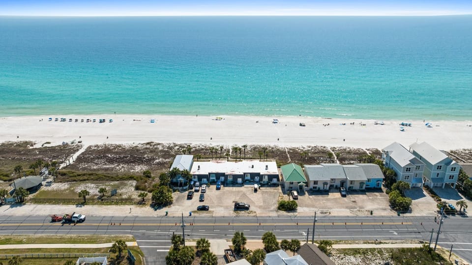 Sunny Beach by Book That Condo House in Sunnyside