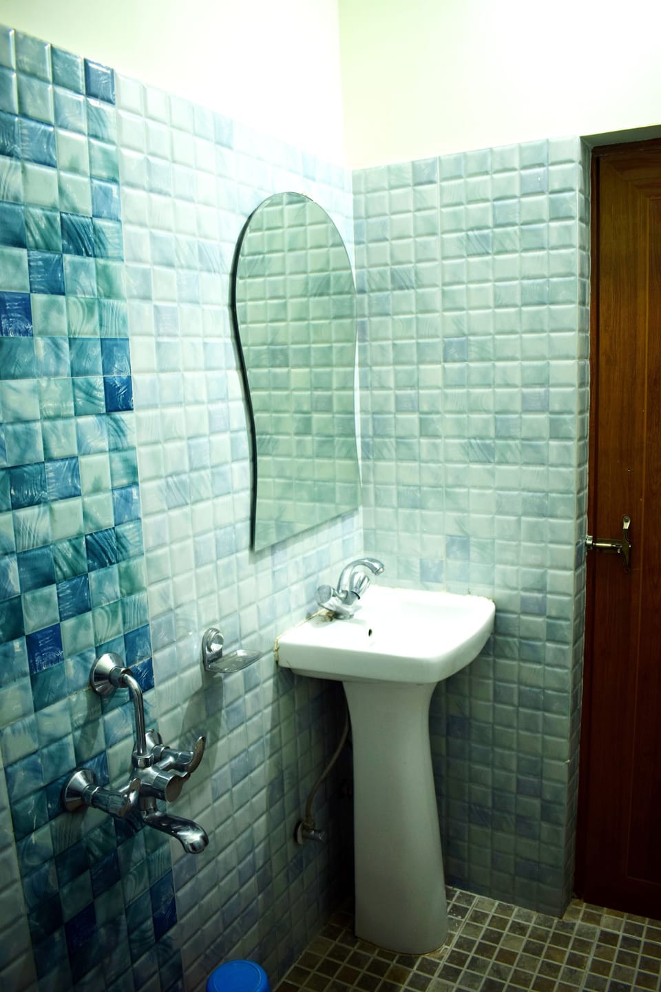 Deluxe Triple Room | Bathroom