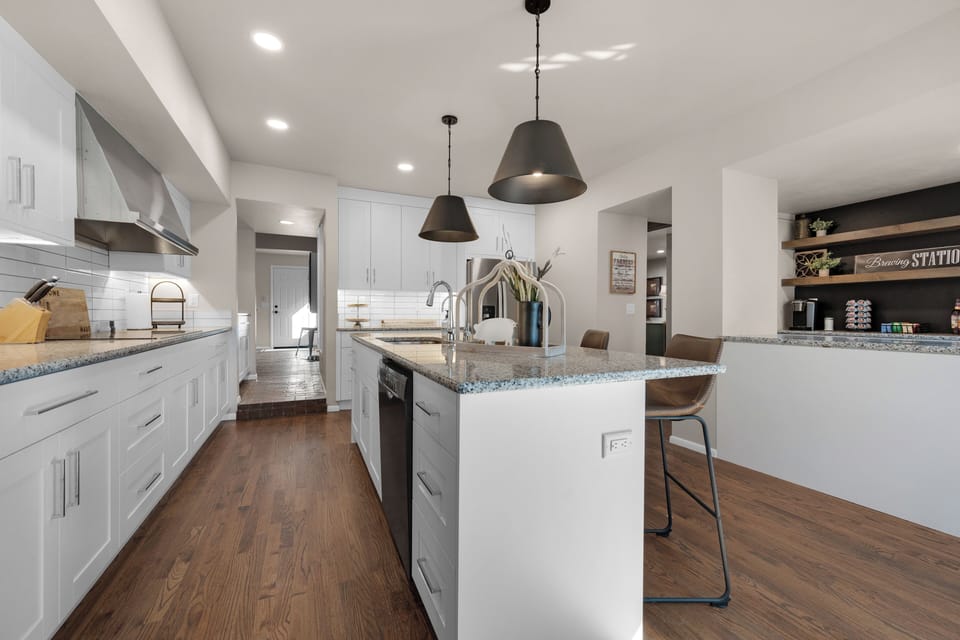 House (4 Bedrooms) | Interior