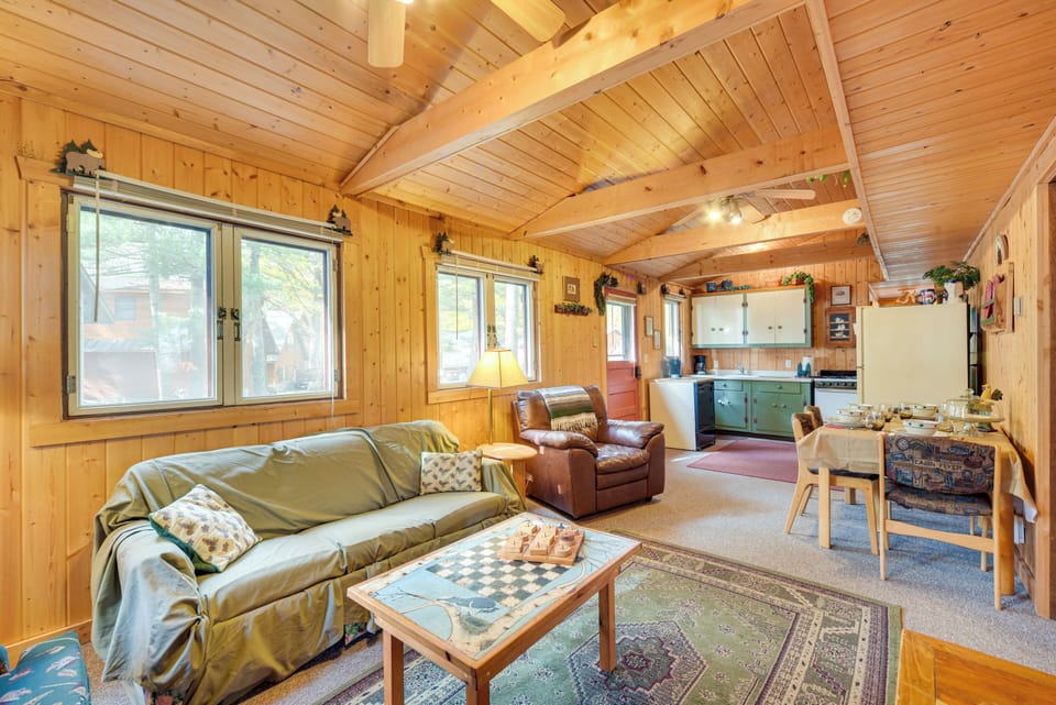 House (4 Bedrooms) | Interior