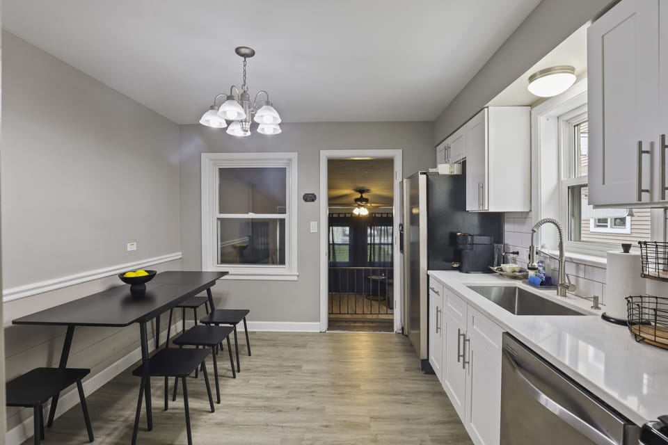Villa, 3 Bedrooms | Private kitchen | Fridge, oven, coffee/tea maker, electric kettle