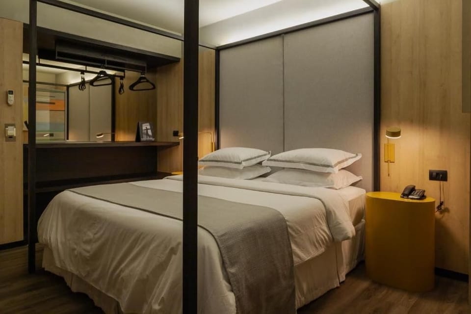 Suíte Momax | Laptop workspace, free WiFi, bed sheets