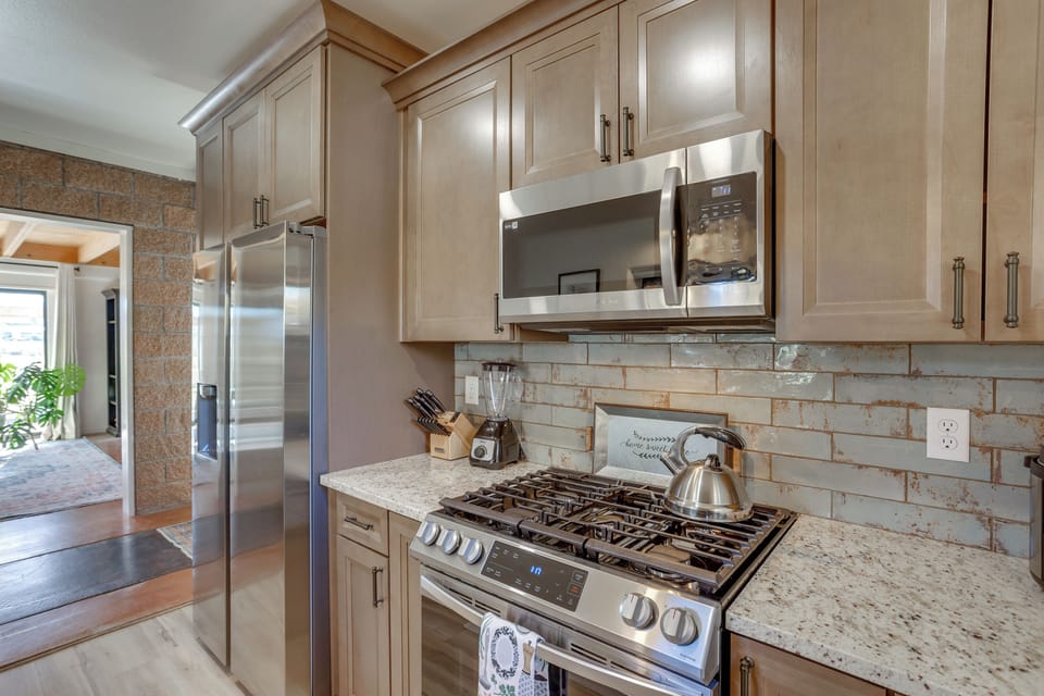 House (2 Bedrooms) | Interior