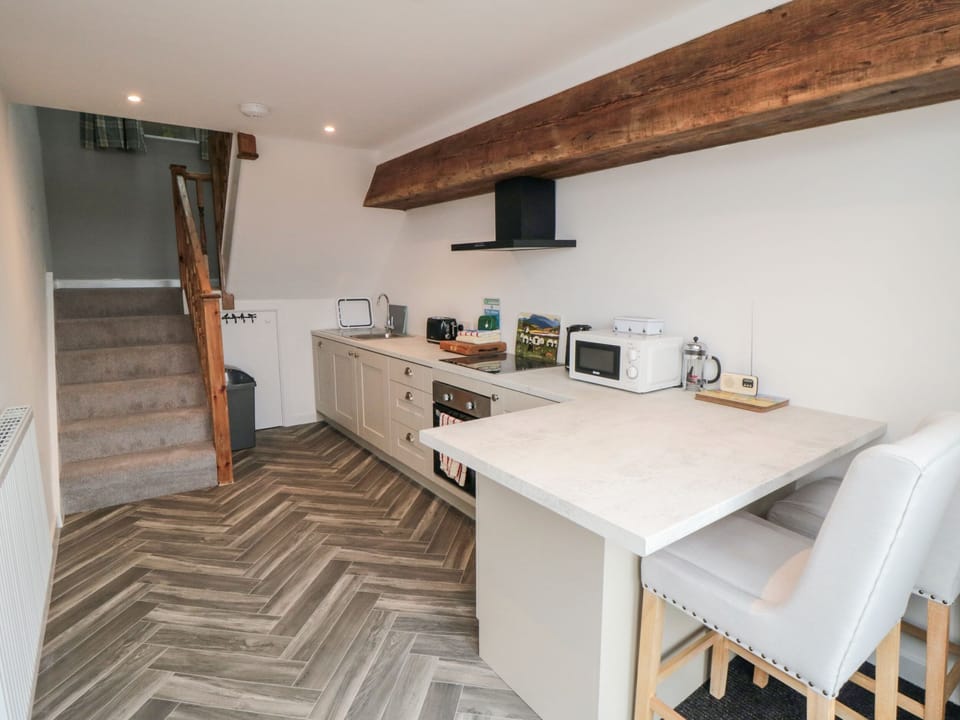 Fridge, dishwasher, electric kettle, toaster