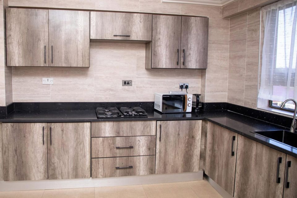 Fridge, microwave, stovetop, electric kettle