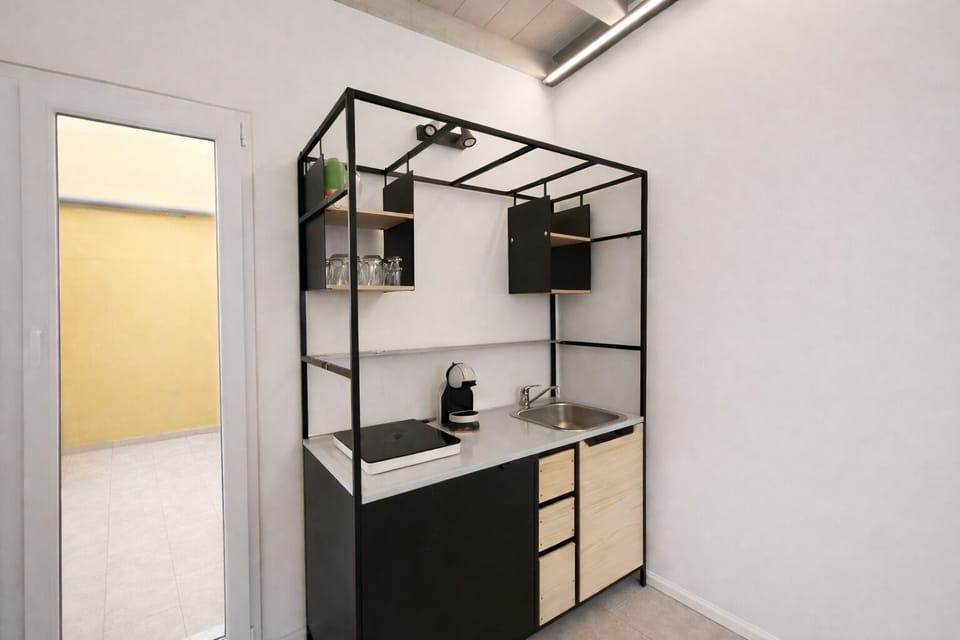 Standard Triple Room, 1 Bedroom | Private kitchen | Mini-fridge, espresso maker, coffee/tea maker, griddle