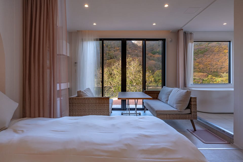Deluxe Villa | 1 bedroom, premium bedding, desk, laptop workspace