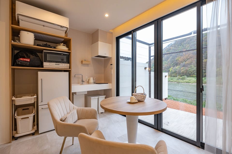 Comfort Villa | In-room dining