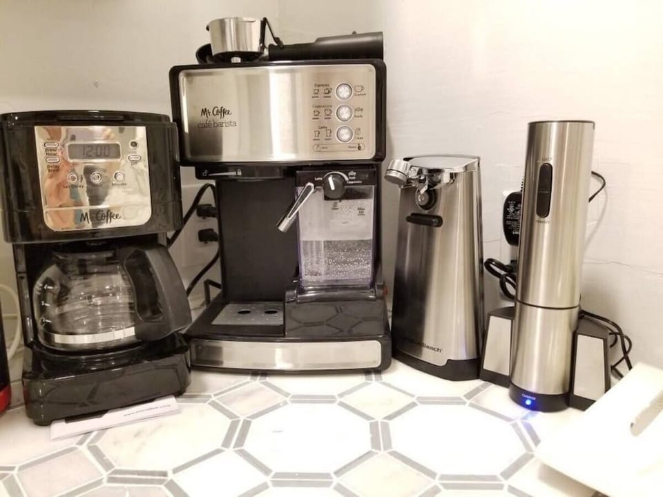 Comfort Apartment | Private kitchen | Full-size fridge, microwave