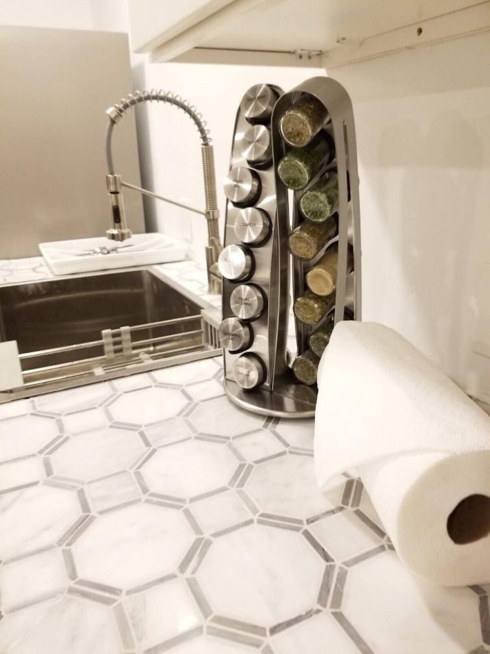 Comfort Apartment | Private kitchen | Full-size fridge, microwave