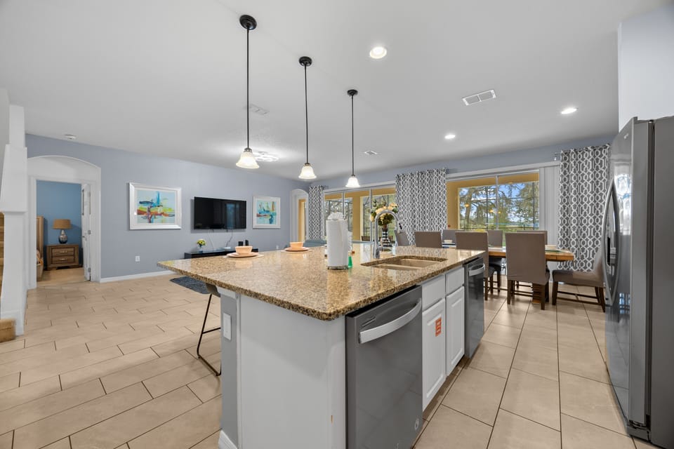 House, Multiple Bedrooms | Private kitchen | Coffee/tea maker, fridge, oven, toaster