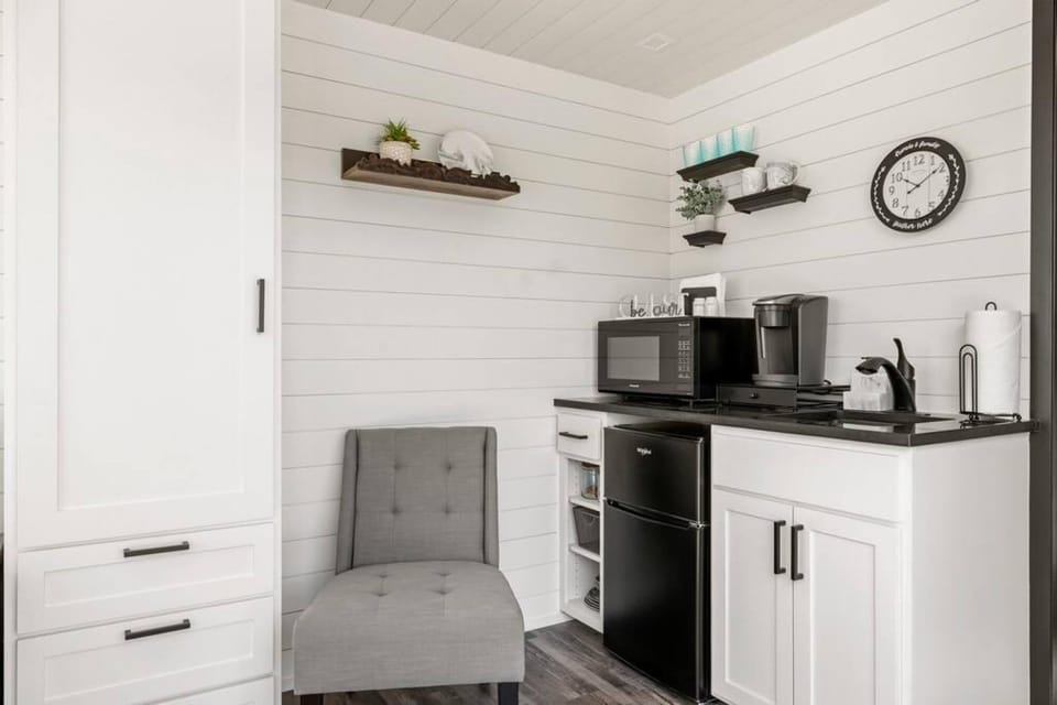 House | 1 bedroom, iron/ironing board, Internet