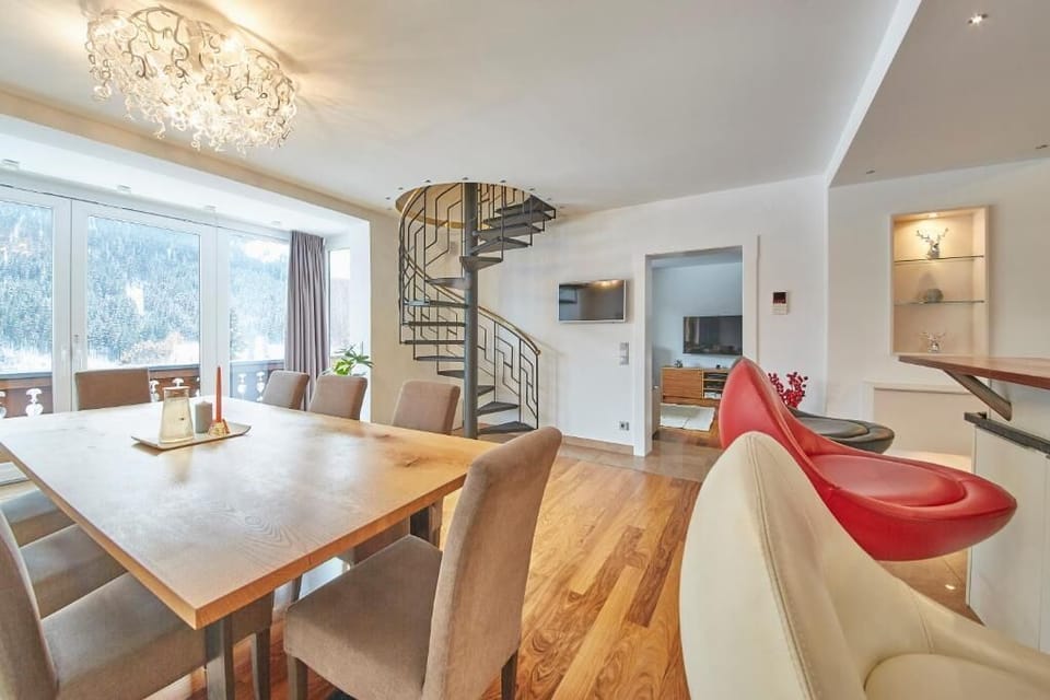 Deluxe Apartment | Living area