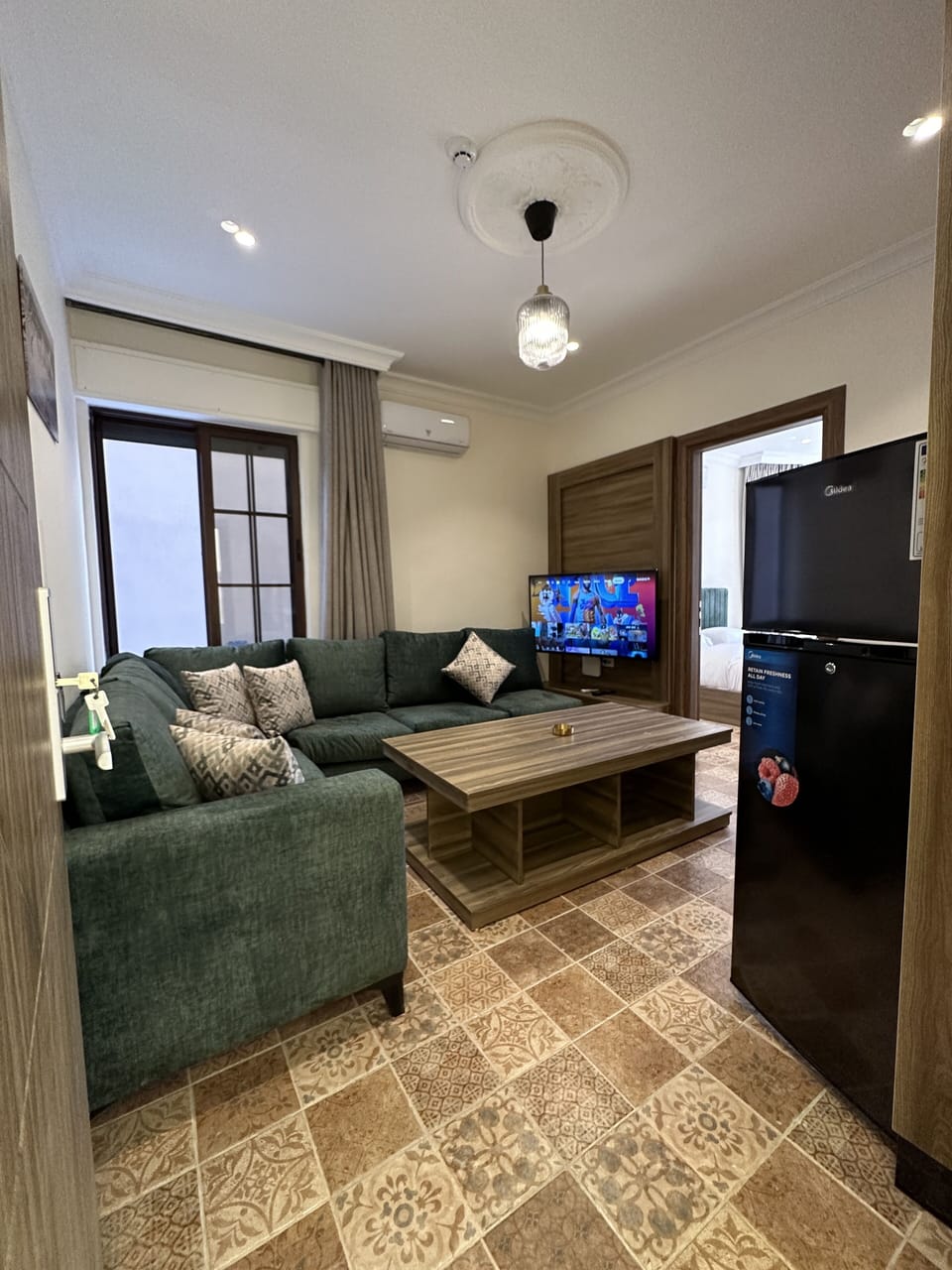 City Apartment | Living area