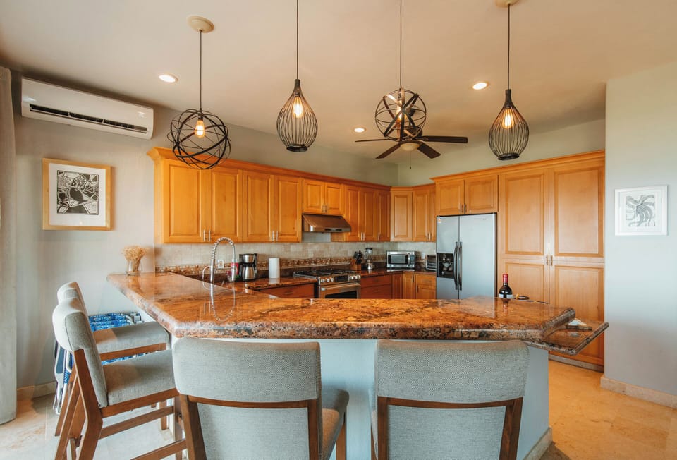 Microwave, oven, toaster, blender