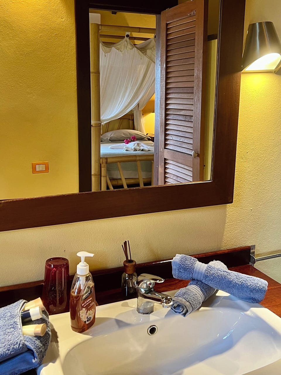 Shower, free toiletries, hair dryer (on request), towels