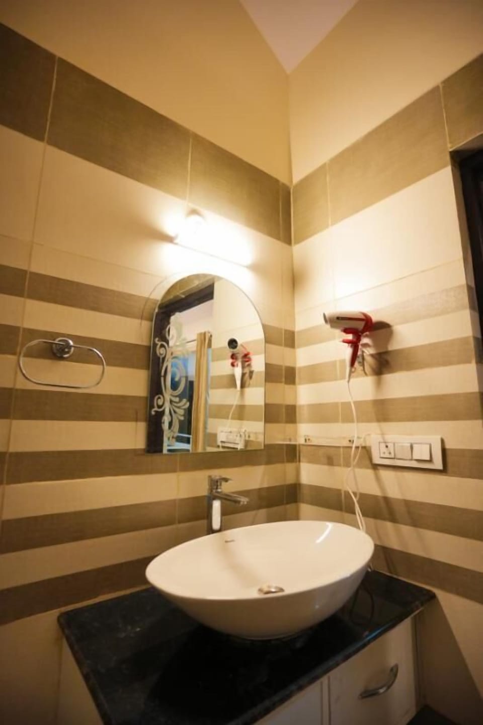 Premium Room | Bathroom | Slippers