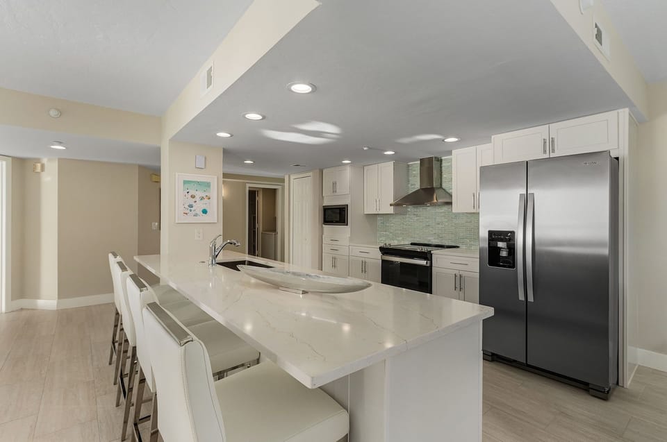 Condo, 3 Bedrooms | Private kitchen | Coffee/tea maker, fridge, oven, toaster
