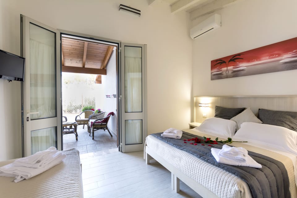 Triple Room | Premium bedding, minibar, desk, free WiFi