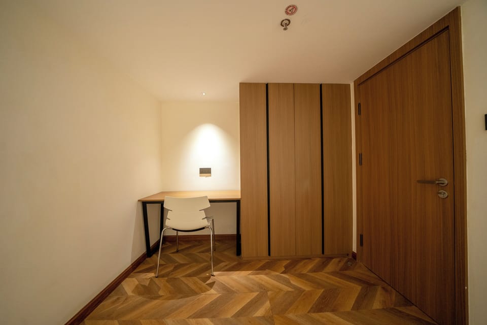 Comfort Condo, 2 Bedrooms, Non Smoking | Down comforters, free WiFi, bed sheets
